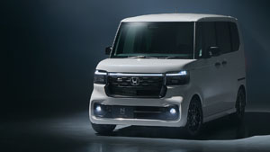 N-BOX CUSTOM 特別仕様車 BLACK STYLE