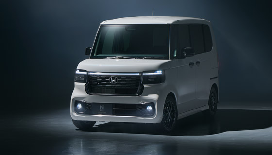 N-BOX CUSTOM 特別仕様車 BLACK STYLE