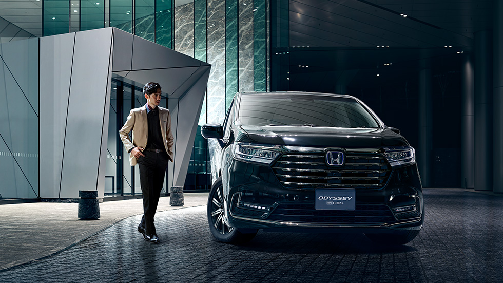 Photo：e:HEV ABSOLUTE　ボディーカラーはクリスタルブラック・パールⅡ