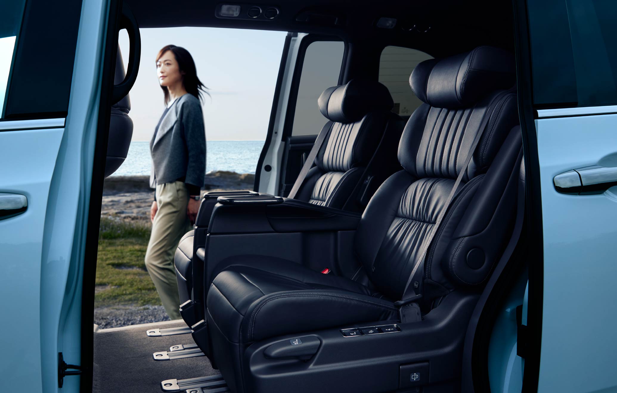 イメージシミュレーター(2列目空間)