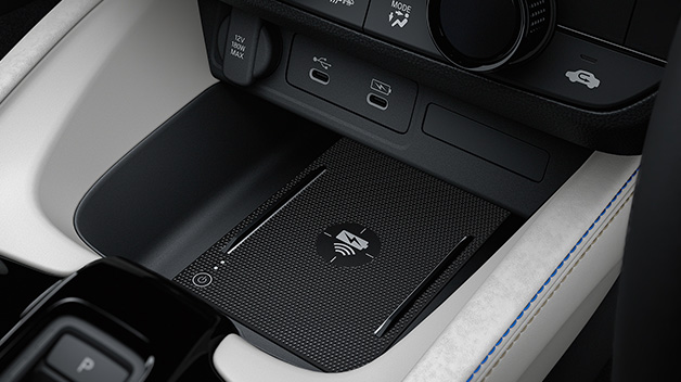 ワイヤレス充電器＋USBジャック（Type-C/Power Delivery対応タイプ）