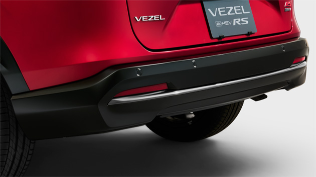 e:HEV RS専用リアバンパーモールディング（ダーククロームメッキ）