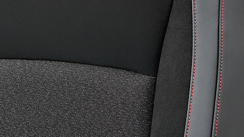 コンビシート（プライムスムース×ラックス スェード®︎ ×ファブリック）〈レッドステッチ〉 