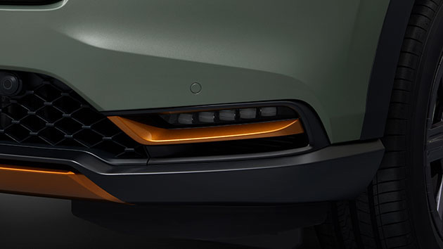 フォグライトガーニッシュ（カッパー・メタリック）