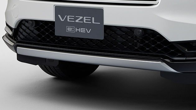 フロントバンパーロアーガーニッシュ（シャープシルバー）