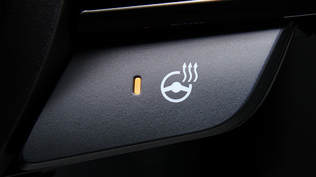 ステアリングヒーター