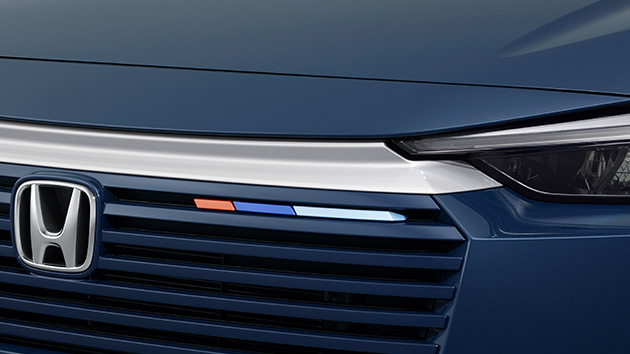 カラーバーオーナメント付フロントグリル