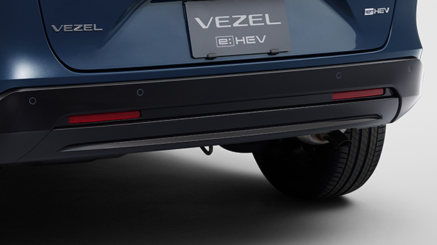 リアバンパーロアーガーニッシュ（ブラック）