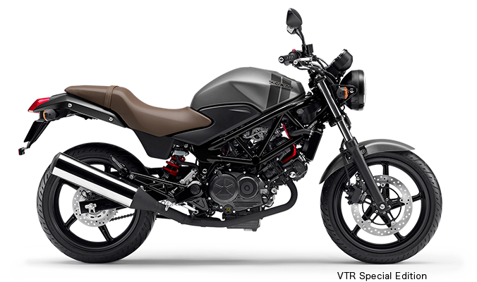 VTR Special Edition�F�}�b�g�r�����b�g�V���o�[