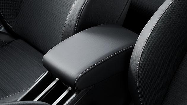 プライムスムース アームレスト付センターコンソールボックス