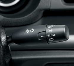 �I�[�g���C�g�R���g���[��