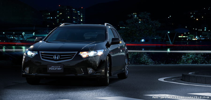 Photo�FType-S�@�{�f�B�J���[�̓N���X�^���u���b�N�E�p�[��