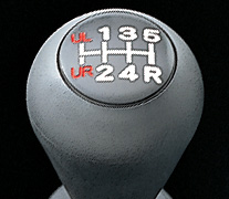 �E���g�����[/�E���g�����o�[�X�E�M�A