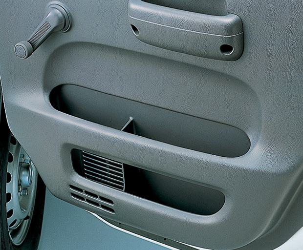 �h�A�|�P�b�g�i�^�]�ȑ��j