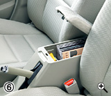 �Z���^�[�R���\�[���{�b�N�X�i���b�h�t�j