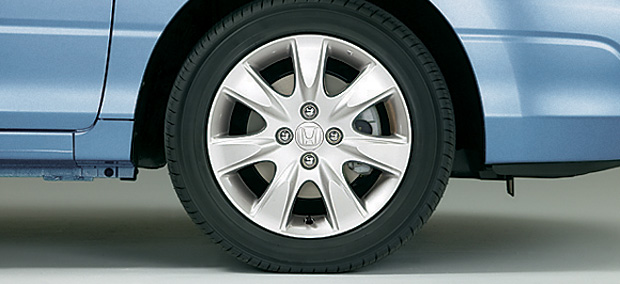 15�C���`�A���~�z�C�[���iFF�ԁj