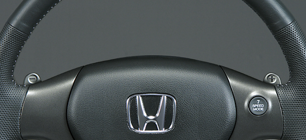 �p�h���V�t�g�t�{�v���X�e�A�����O�z�C�[��