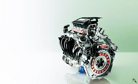 Honda�n�C�u���b�h�V�X�e���i3�X�e�[�Wi-VTEC+IMA�j�J�b�g���f��