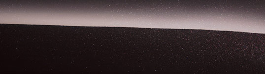 �C���e���A�p�l���F�u���E��