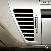 �t�����g�Z���^�[�V�[�g�p�G�A�A�E�g���b�g