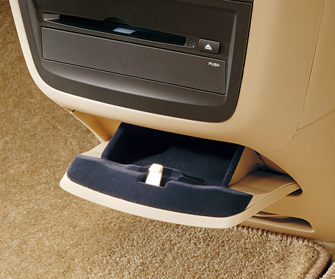 �Z���^�[���A�|�P�b�g