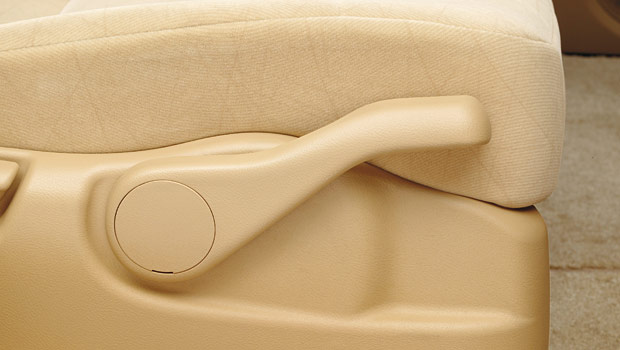 �^�]�ȃV�[�g�n�C�g�A�W���X�^�[