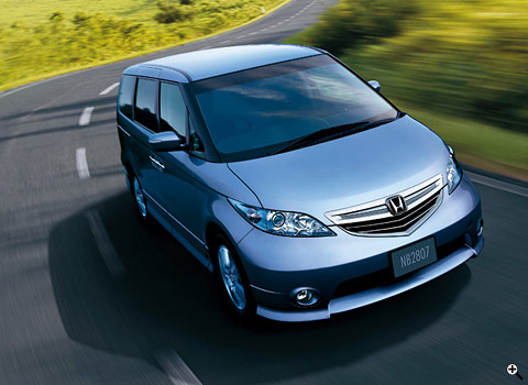 VX�EAero Package�iFF�j �{�f�B�J���[�̓u���[�C�b�V���V���o�[�E���^���b�N