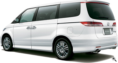 VX�EAero Package�iFF�j �{�f�B�J���[�̓u���[�C�b�V���z���C�g�E�p�[��