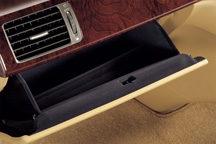 �O���[�u�{�b�N�X