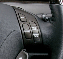 ACC�q�A�_�v�e�B�u�E�N���[�Y�E�R���g���[���r