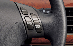 �N���[�Y�R���g���[���i�Ɩ��t�X�e�A�����O�X�C�b�`�j