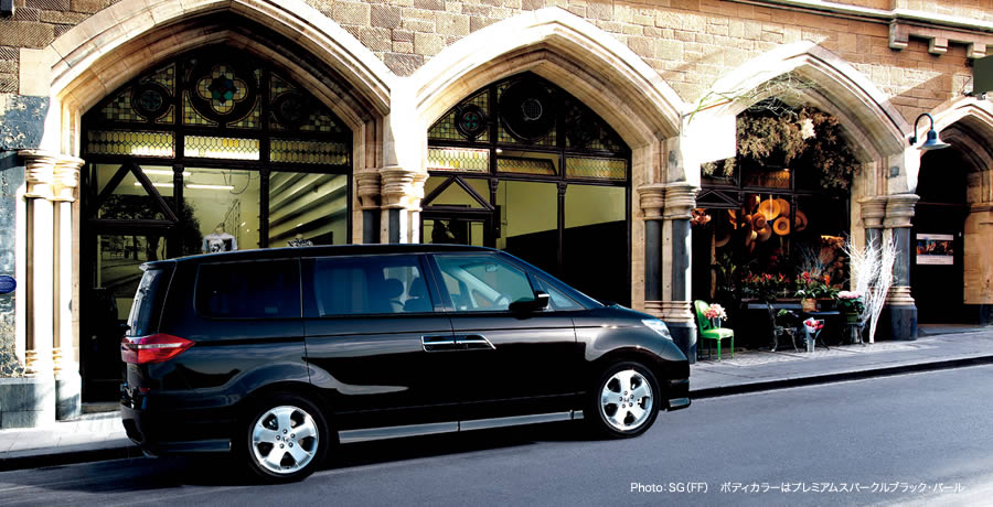 Photo�FSG�iFF�j�@�{�f�B�J���[�̓v���~�A���X�p�[�N���u���b�N�E�p�[��