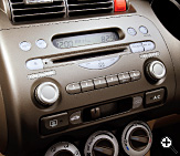 AM�^FM�`���[�i�[�tCD�v���[���[