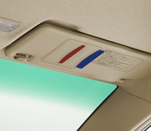 �`�P�b�g���J�[�h�z���_�[�i�^�]�ȑ��T���o�C�U�[�j