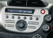 AM/FM�`���[�i�[�tCD�v���[���[