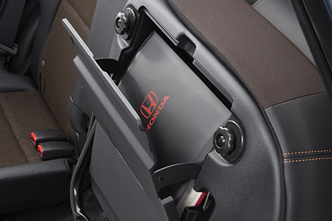 �V�[�g�A���_�[�{�b�N�X�i���A���ȁj