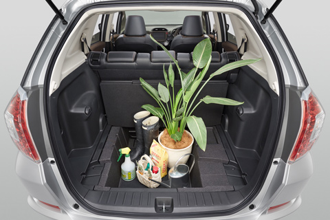 ��^���Q�b�W���[���A���_�[�{�b�N�X