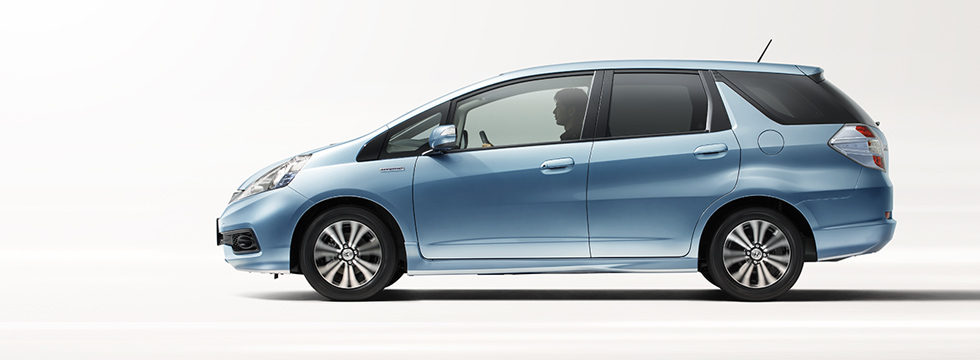 �����O�h���C�u�ւƗU���A�Â��ŐS�n�悢���s���\�B