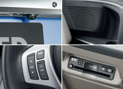 �i�r�����p�X�y�V�����p�b�P�[�W�i���A�J�����A�Ɩ��t�I�[�f�B�I�����[�g�R���g���[���X�C�b�`�AETC�ԍڊ�A�f�W�^���s�u�p�v�����g�A���e�i�i12�Z�O/�����Z�O�j�A��p���C���[�n�[�l�X�j�{4�X�s�[�J�[���j���W���X�s�[�J�[�Ƃ̍��v���ł��B