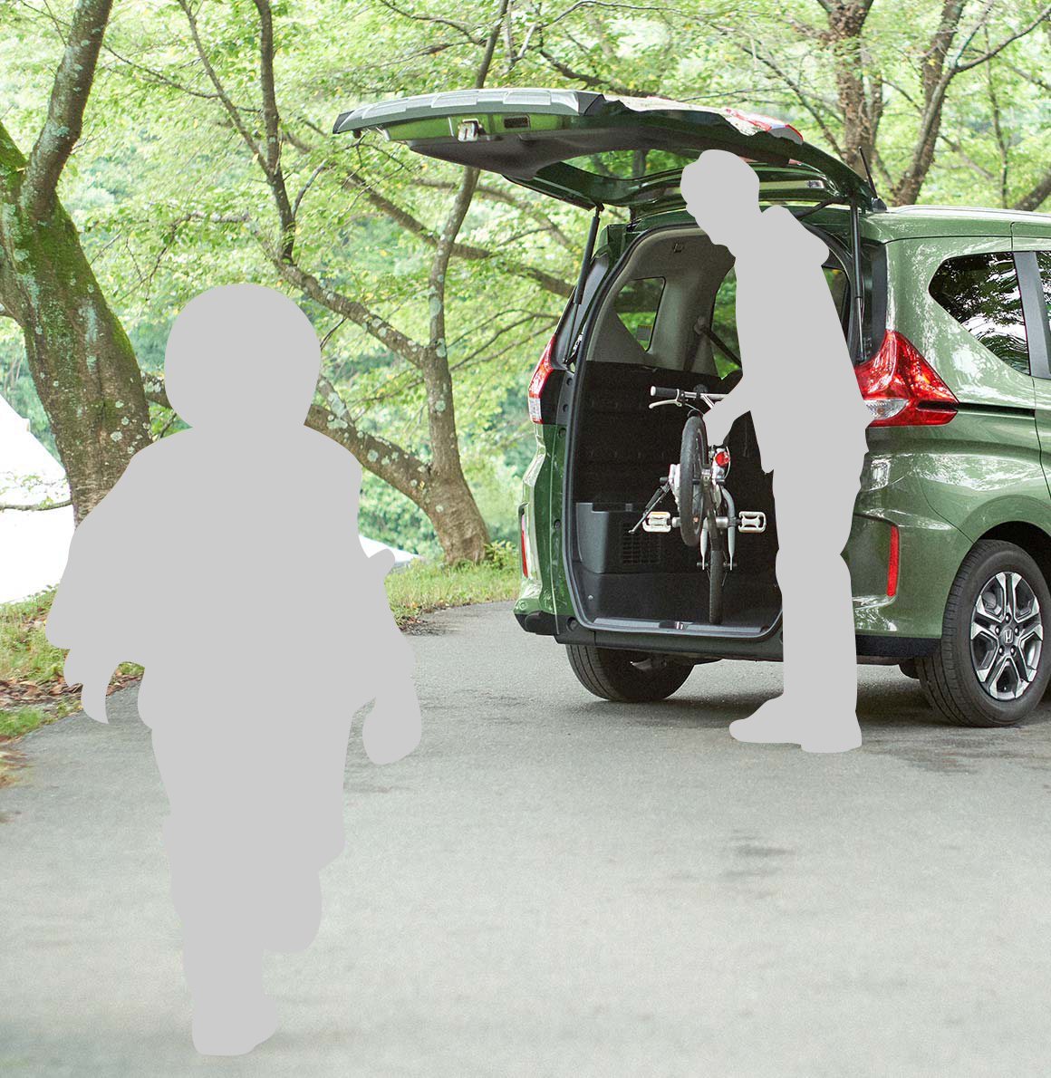 遊べる多彩なシートアレンジ。