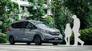 HYBRID CROSSTAR / CROSSTAR 特別仕様車 BLACK STYLE