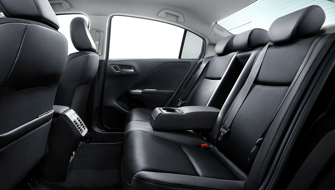 Photo：HYBRID EX（FF）　カットボディによる撮影