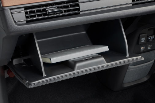 グローブボックス