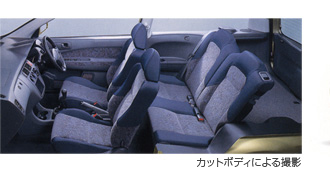 3 door JS4 4WD / J4 4WD / J FF�@�J�b�g�{�f�B�ɂ��B�e