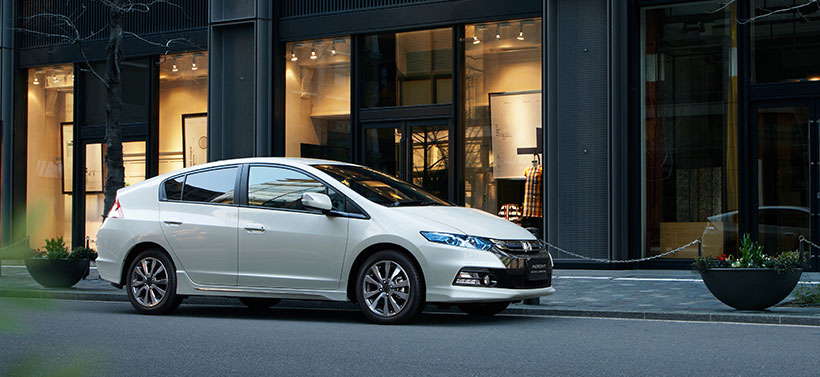 ���X�A���@�ׁB�ЂƖڂł���Ƃ킩�鑶�݊��B