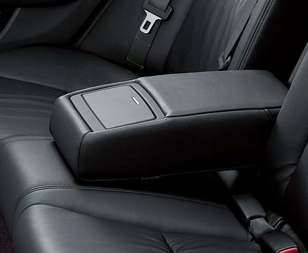 ���A�Z���^�[�A�[�����X�g