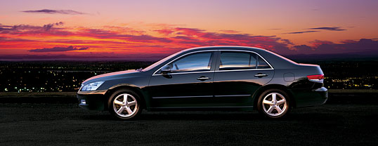 �A�o���c�@�[���@�{�f�B�J���[�̓i�C�g�z�[�N�u���b�N�E�p�[��