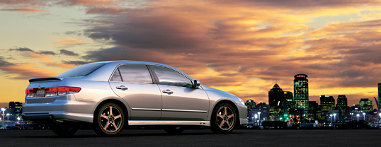 30TE�@�{�f�B�J���[�̓T�e���V���o�[�E���^���b�N