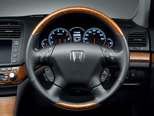 �{�v���ؖڒ��R���r�X�e�A�����O�z�C�[��