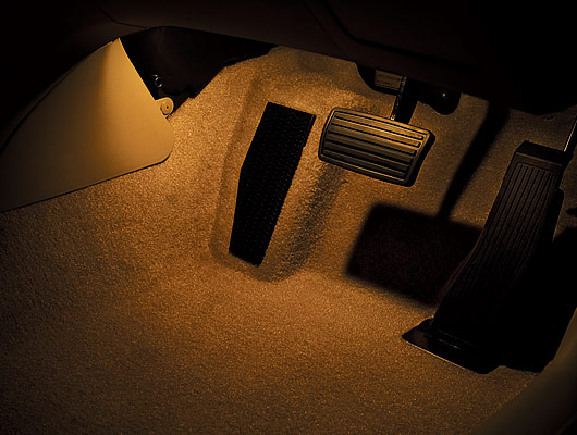 �C���~�l�[�e�b�h�G���g���[